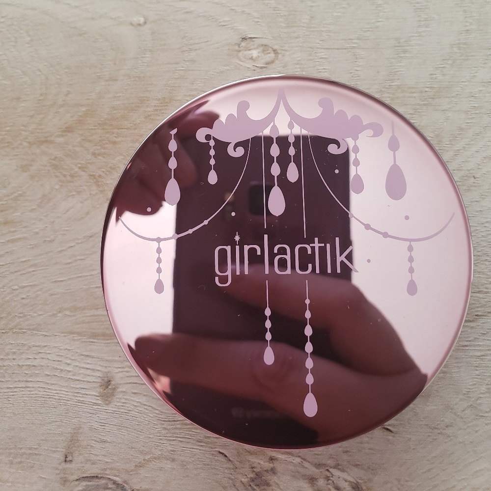 Girlactik Skin Glow in Moonlight